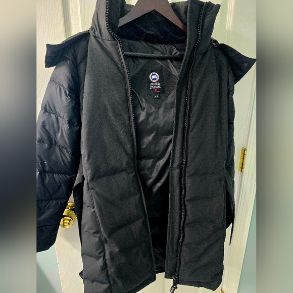 Canada Goose Black Parka with Fur Trim - Picture 4 of 6